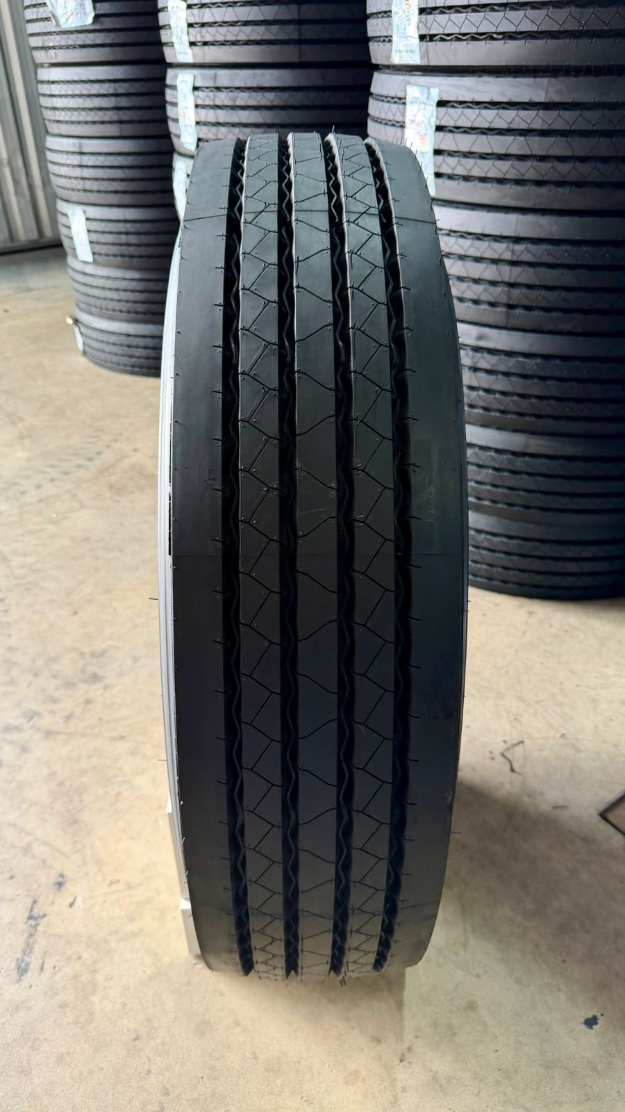 PNEU SUPERCARGO 295/80R22.5 18PR 152/149L T203 - Imagem 6